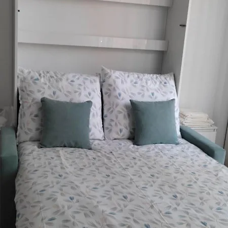 Bliska Wola Apartment